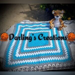 Beautiful crochet baby blanket